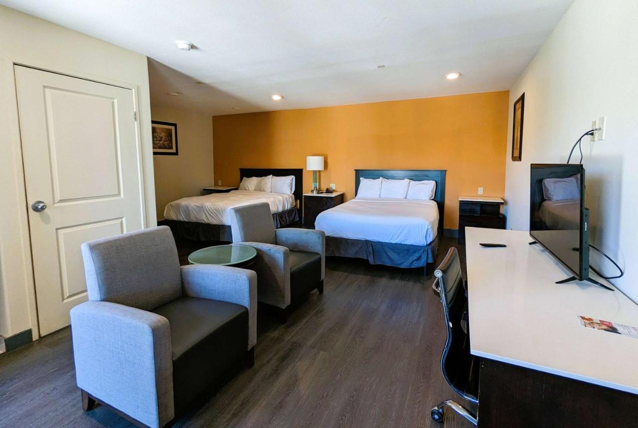 Ramada By Wyndham Culver City Los Angeles Bagian luar foto